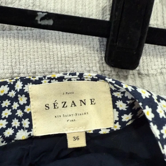 Sézane Floral Wrap Skort – Navy & White Daisies – Size 36 - Picture 4 of 7